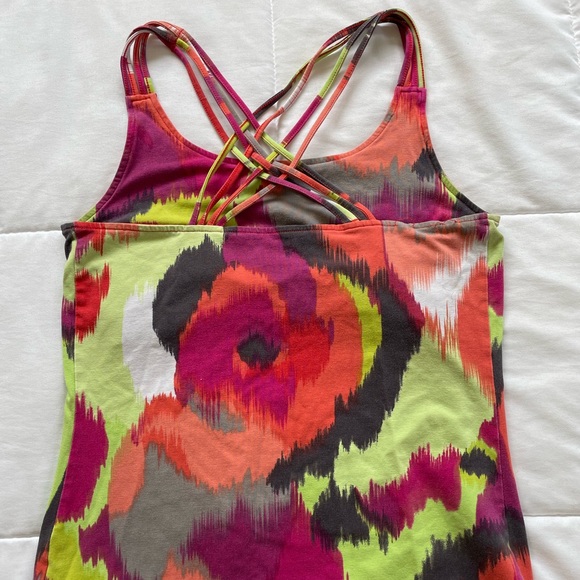 Calvin Klein multicolored tank top, size small - Picture 2 of 3